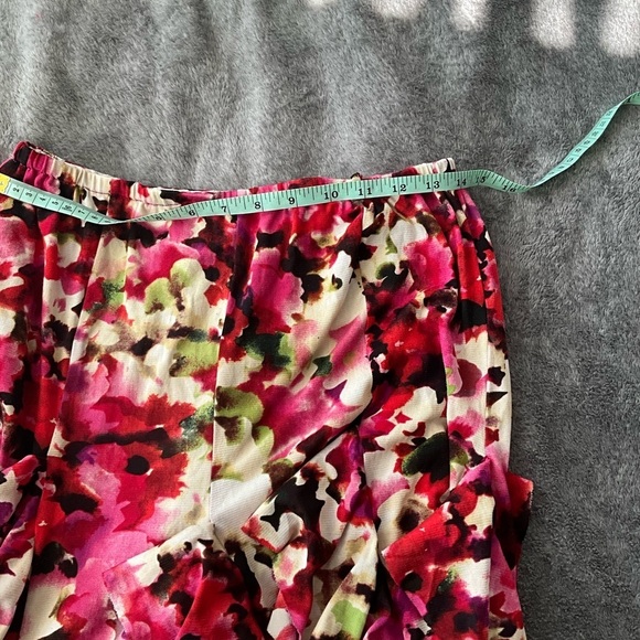 Pink and fuschia floral gored, ruffle‎ skirt, M - Picture 7 of 7